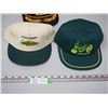 Image 2 : 3 VINTAGE JOHN DEERE HATS