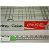 Image 2 : VINTAGE METAL COCA COLA CARRYING CASE (20 1/2 IN LONG) X 14 IN WIDE)