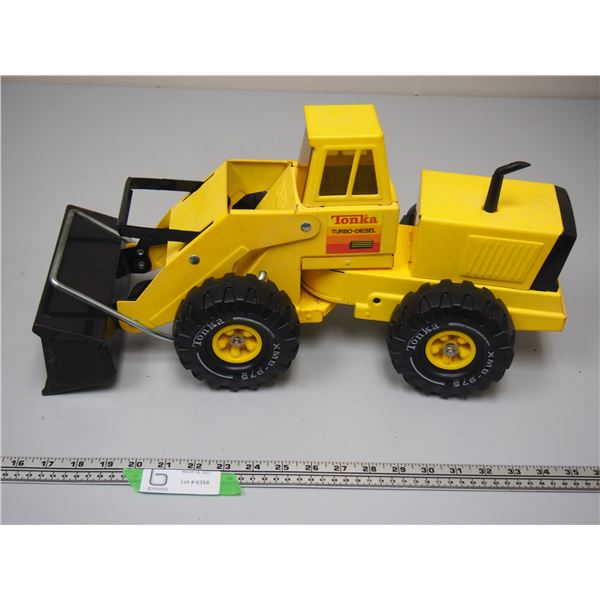 TONKA TURBO DEISEL WHEEL LOADER XMB-975
