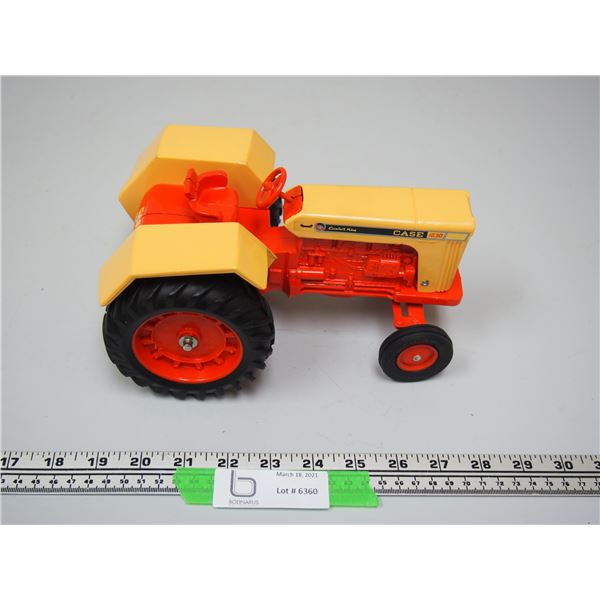 CASE 1030 COMFORT KING 1/16 SCALE