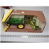 Image 1 : JOHN DEERE 70 WITH HAY RACKE NIB 1/16 SCALE