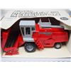 Image 3 : MF 850 COMBINE NIB 1/16 SCALE