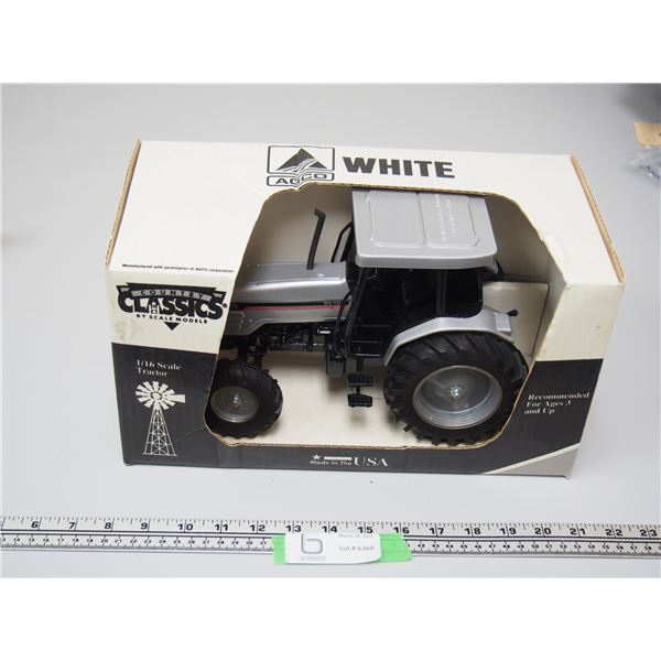 WHITE 6510 NEW PRODUCT INTRO NIB 1/16 SCALE 1997