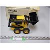 Image 3 : NEW HOLLAND SPECIAL EDITION SKID LOADER NIB 1/16 SCALE