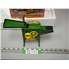 Image 3 : ANTIQUE CORN SHELLER NIB 1/8 SCALE