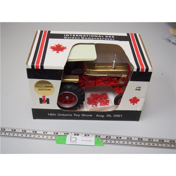 IH 656 HYDRO GOLDEN DEMIONSTRATOR NIB 1/16 SCALE