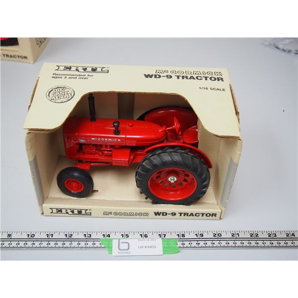 MCCORMICK WD-9 NIB 1/16 SCALE