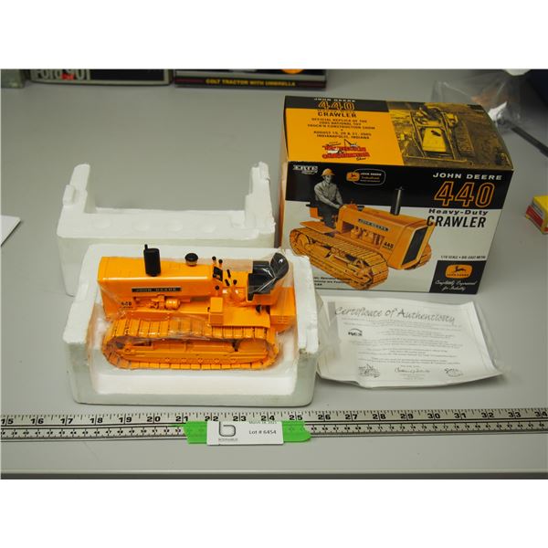 JD 440CRAWLER HEAVY DUTY NIB 1/16 SCALE