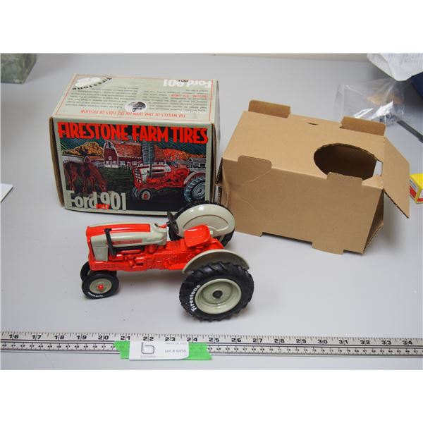 FORD 901 FIRESTONE 2455/5000 NIB 1/16 SCALE