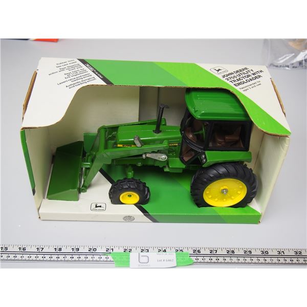 JD 2755 UTILITY WITH LOADER NIB 1/16 SCALE