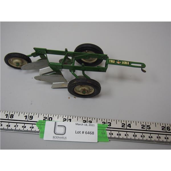 TRU SCALE 2 BOTTOM PLOW (NO BOX) 1/16 SCALE