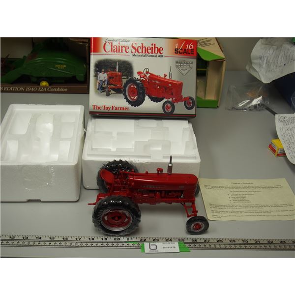 FARMALL 400 MEMORIAL (CLAIRE SCHEIBE) NIB 1/16 SCALE