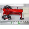 Image 3 : FARMALL 400 MEMORIAL (CLAIRE SCHEIBE) NIB 1/16 SCALE