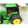 Image 4 : JD 8400 TRACTOR NIB 1/16 SCALE