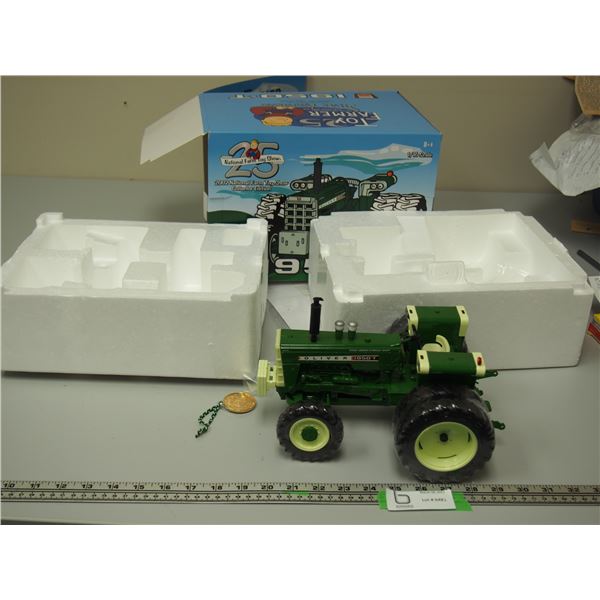 25th ANNIVERSARY TOY FARMER OLIVER 1950 T NIB 1/16 SCALE