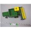 Image 2 : John Deere 6600 Combine (No Auger) 13" L