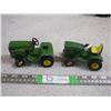 Image 1 : 2 Small John  Deere Riding Lawn Mowers (Missing/Broken Parts)