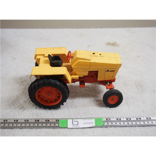 Case Metal Toy Tractor 9" L (Missing Muddler)