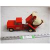Image 6 : Tonka Cement Truck 9" L