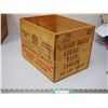 Image 4 : JOHN DEWAR & WONS DEWAR'S SEPCIAL SCOTCH WHISKEY WOODEN CRATE (11 1/4 X 14 1/2 IN LONG) (REGINA SK)
