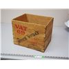 Image 1 : VAT 69 SCOTCH WHISKY WOODEN CRATE (11 1/4 X 14 1/2 IN LONG) (REGINA SK)