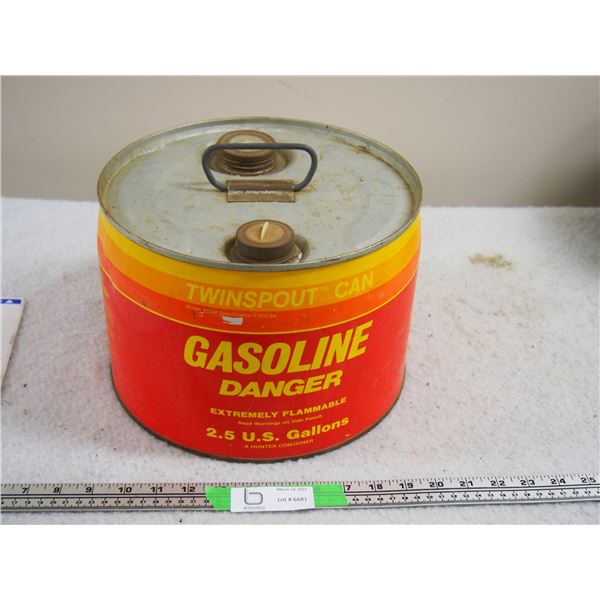 Twin Spout Gasoline Metal Can 2.5 US Gallons
