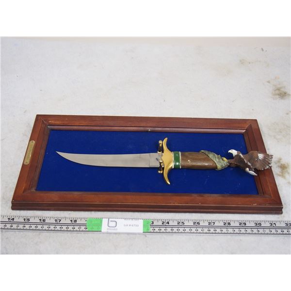 Franklin Mint Golden Eagle Decorative Knife in Display Case 15.75" L (Knife)