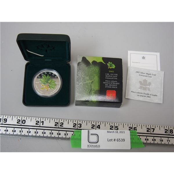 2002 SILVER MAPLE LEAF COULORED COIN