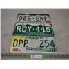 Image 1 : 2 Colorado and 1 Mississippi License Plates