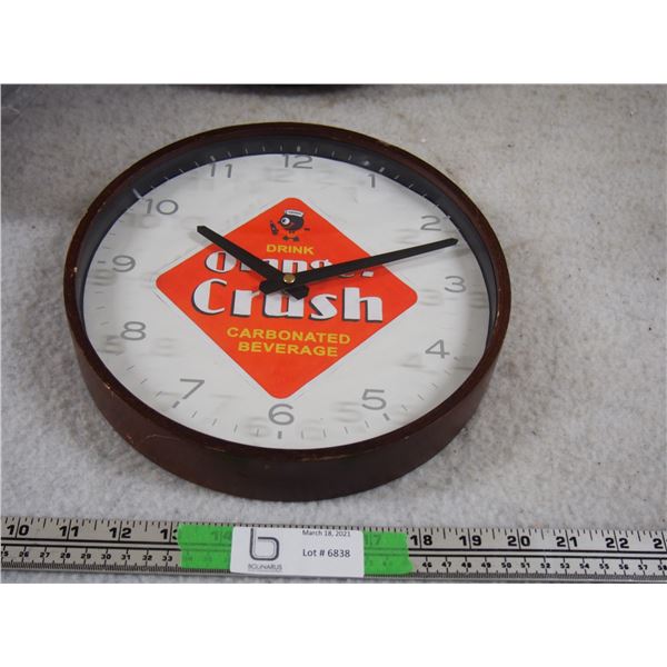 Orange Crush Working Battery Powered Clock
