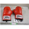 Image 1 : 2 Autographed Everlast Boxing Gloves (1 With Certification Card)