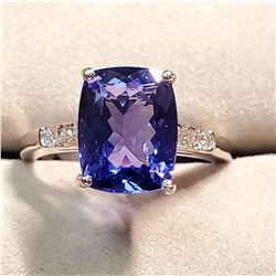 10K NATURAL TANZANITE (3CT) SIX ROUND DIAMOND (0.12CT) RING SIZE 6