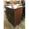Image 4 : VINTAGE CABINET APPROX. 29" X 20" X 35.5"