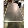 Image 3 : TABLE APPROX. 7' X 3' X 30" MINOR VISIBLE DAMAGE