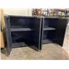 Image 2 : 2 PLASTIC ORGANIZING STATIONS