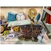 Image 2 : ASSORTED SET DEC PROP ITEMS