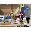 Image 3 : ASSORTED HOME DECOR, NOTEBOOKS, COAT HANGERS, & MORE
