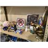 Image 2 : ASSORTED HOME DECOR & COLLECTIBLES