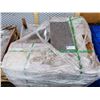 Image 2 : PALLET OF ASSORTED TILES