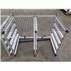 Image 3 : 2 LIGHT DUTY RACKS