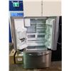 Image 2 : FRIGIDAIRE GALLERY FRENCH DOOR FRIDGE MODEL FGHF2366PF0 NEEDS NEW LIGHTBULB