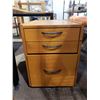 Image 1 : ROLLING 3 DRAWER CABINET