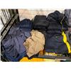 Image 2 : ASSORTED CLOTHING