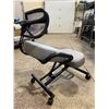 Image 2 : ROLLING OFFICE CHAIR MODEL DN-CH-KO2G