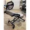 Image 2 : ROLLING OFFICE CHAIR MODEL DN-CH-KO2G