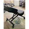 Image 2 : ROLLING OFFICE CHAIR MODEL DN-CH-KO1B