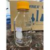 Image 2 : 10 PYREX & PYREXPLUS REUSABLE LABORATORY BOTTLES (2-400ML/8-900ML)