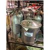 Image 1 : 3 SET DEC PROP FIRE EXTINGUISHERS & PAINT SPRAYER CANISTER