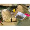Image 3 : ASSORTED FAUX GREENERY & STRAW PRODUCTS