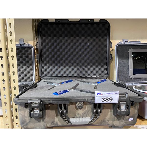 HEAVY DUTY PLASTIC CARRYING CASE WITH SET DEC PROP ITEM